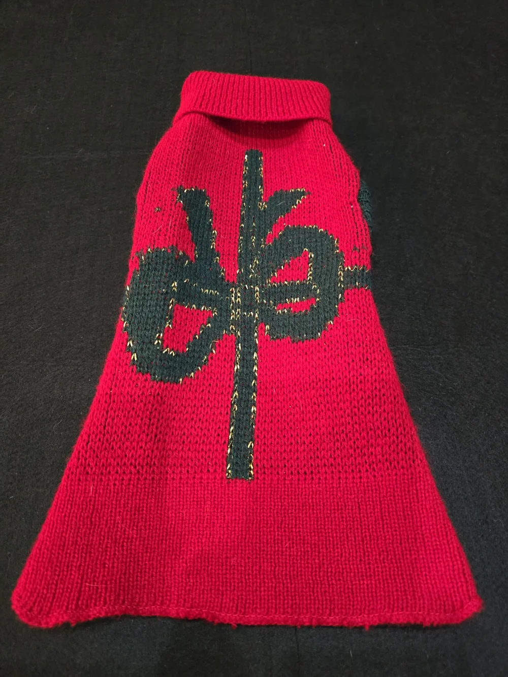Red Knit Dog Holiday Sweater with Green/Gold Bow #687